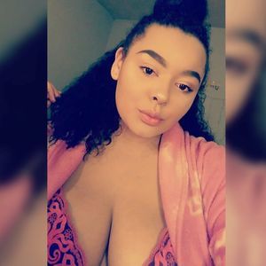 Meet your Posher, Darien jo